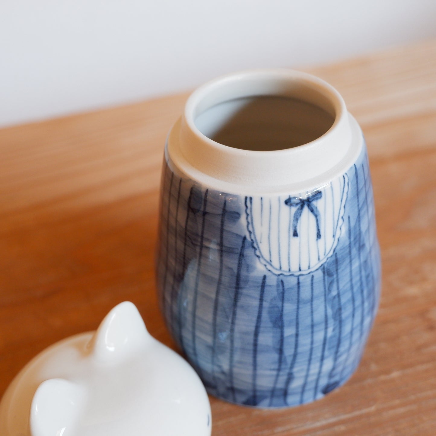 25-1　蓋物 髭入れ | 村田亜希