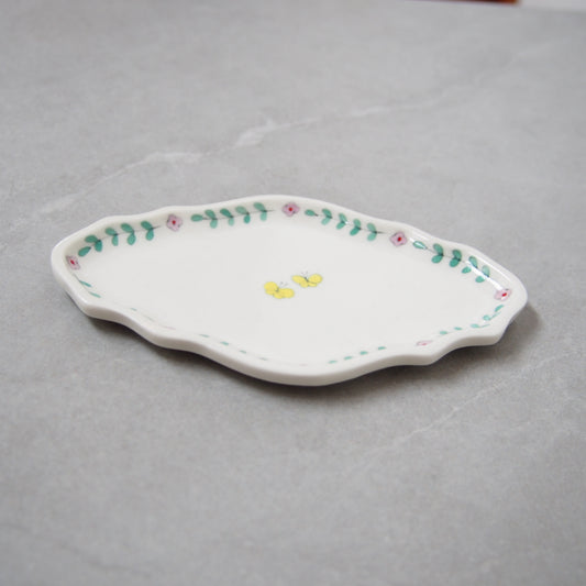 3　絵付プレート小皿(ちょうちょ) | 井川絢子