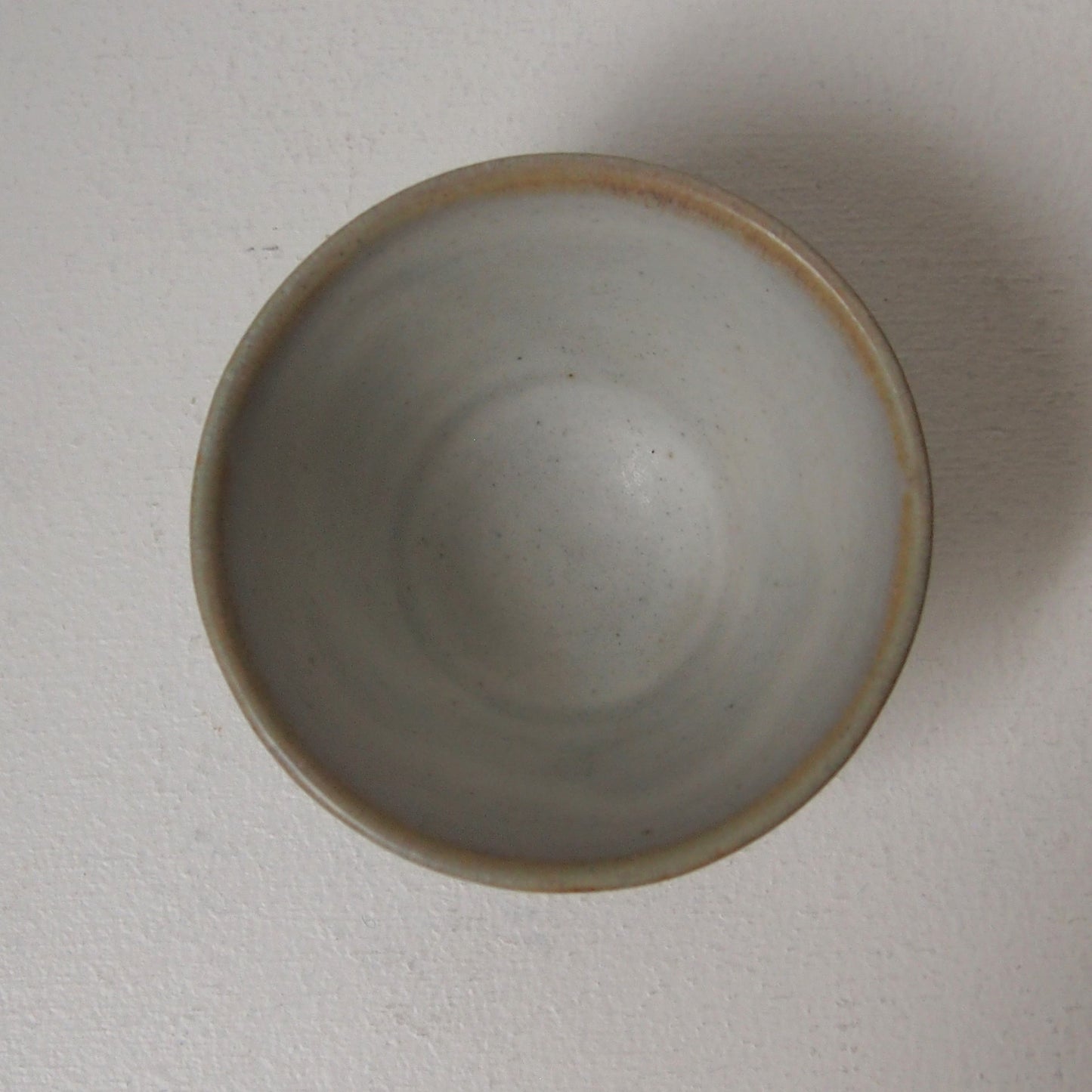 １１．鎬そばちょこ　グレー