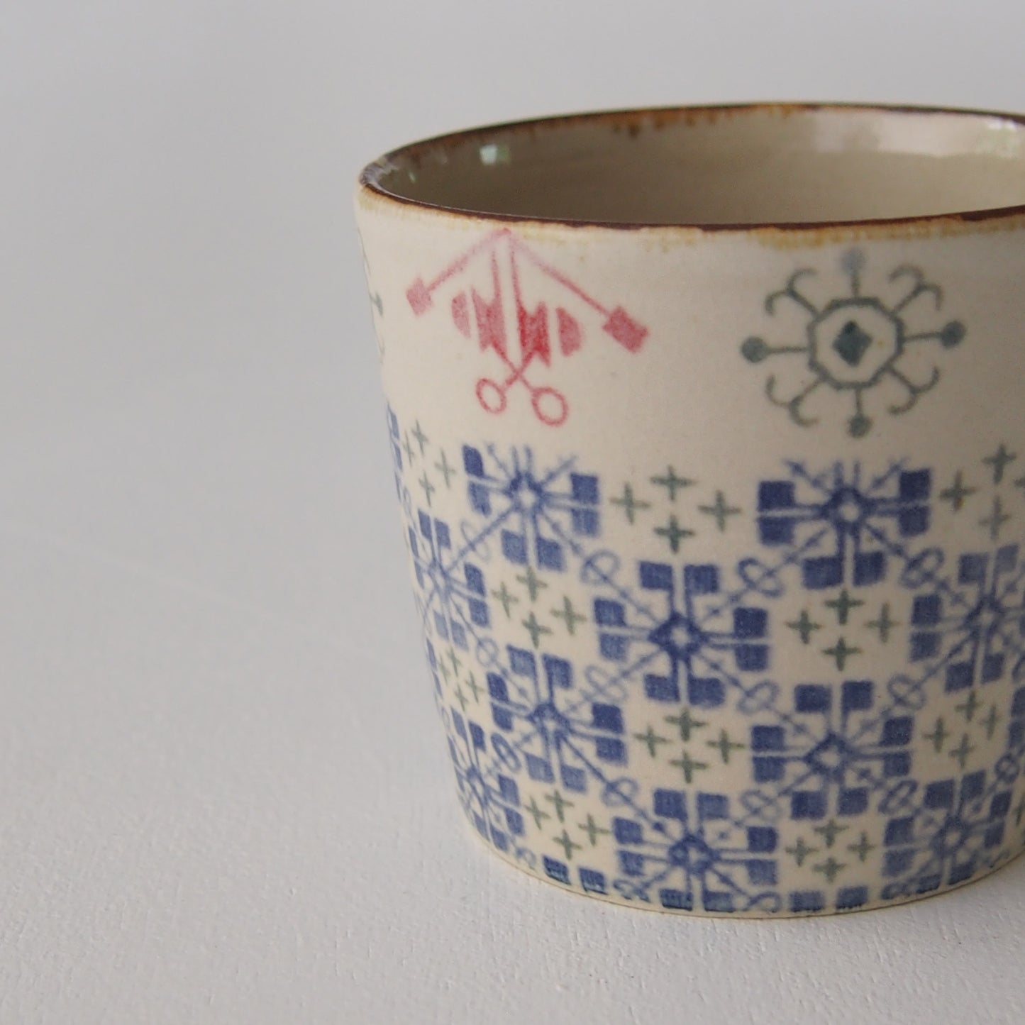 13 スタンダードマグ（ルーマニア刺繍） | AGO PAIX LABO