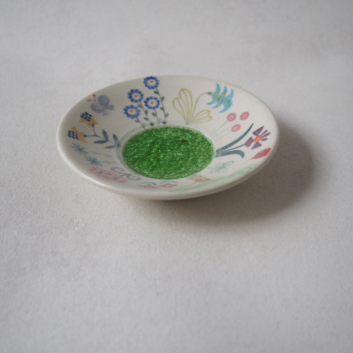 14-1　ガラス池小皿（指輪が落ちてる） | AGO PAIX LABO