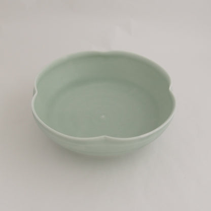 20　輪花四方菓子鉢 | 町田幸