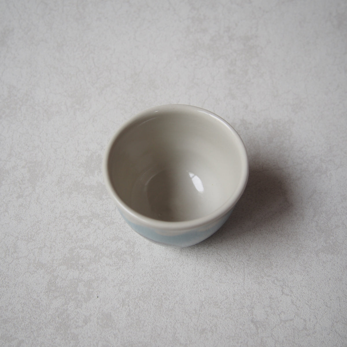 26　湯呑みラッコ | はるな陶芸工房