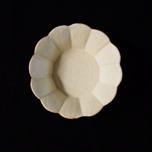 白釉輪花鉢（L)