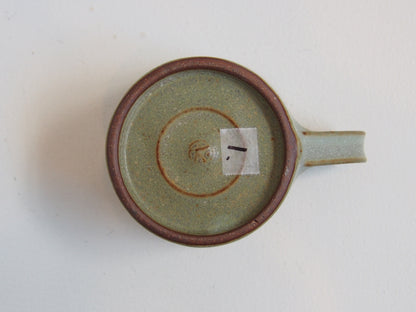 １．コーヒーカップ　グレー