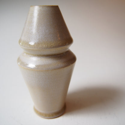 1　kakuttoーvase　 | 西山すみれ