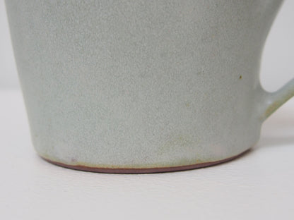 ２．マグカップ（中）グレー