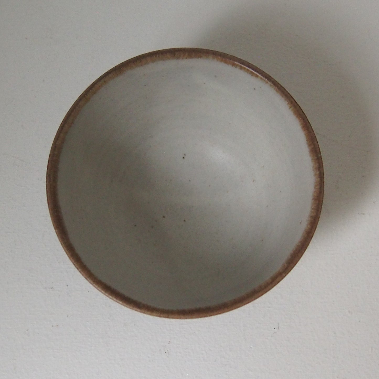 １８．小どんぶり　茶