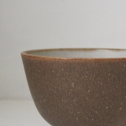 １８．小どんぶり　茶