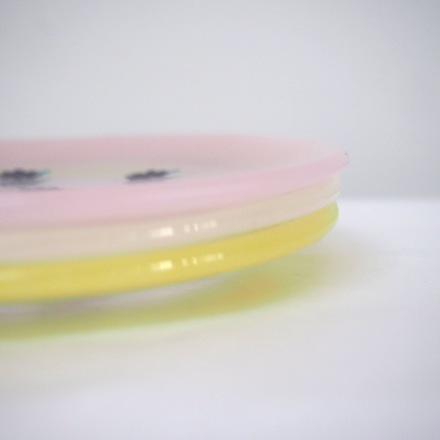 5-3　ガラスふち皿  | 石塚悠