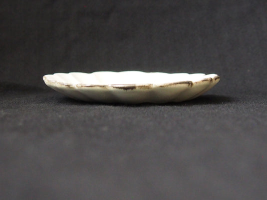 白　花小皿
