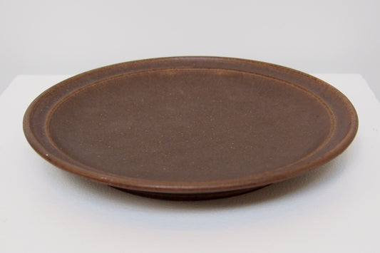 ６．七寸リム皿　茶