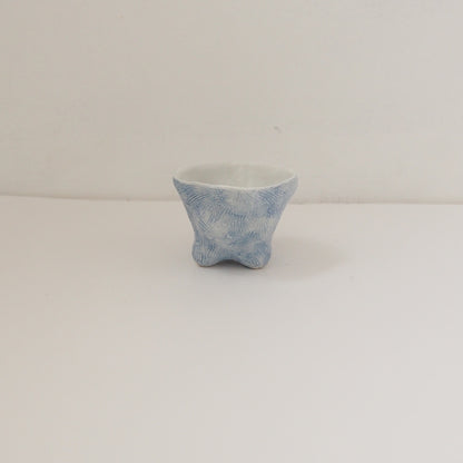 20-b　磁器呉須盃 | 浅田恵美子