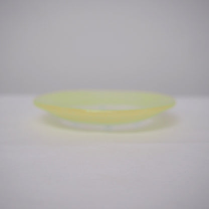 27　お座りうさぎ豆皿 | 石塚悠