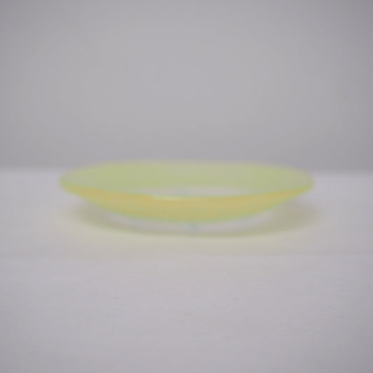 27　お座りうさぎ豆皿 | 石塚悠