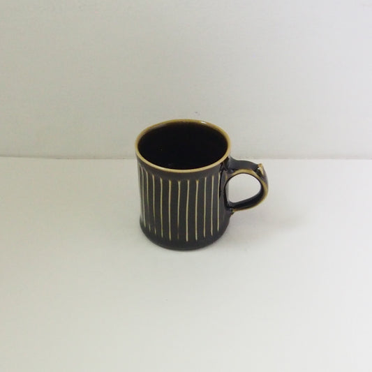 8　茶青磁マグカップ（大） | 横尾聡