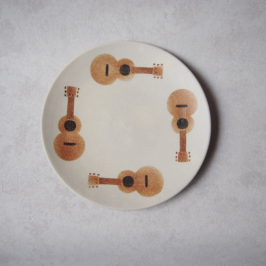 66　プレートLギター | はるな陶芸工房