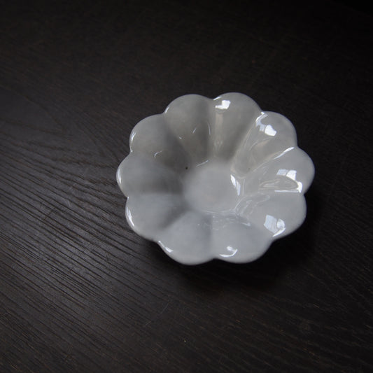 19　輪花小皿 | 上國料正記
