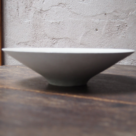 21　カシ灰釉中平鉢  | 田代倫章