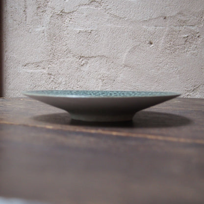 33　まだら灰釉平鉢  | 田代倫章