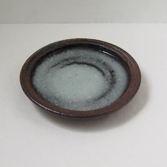38. 亀甲瓷取皿
