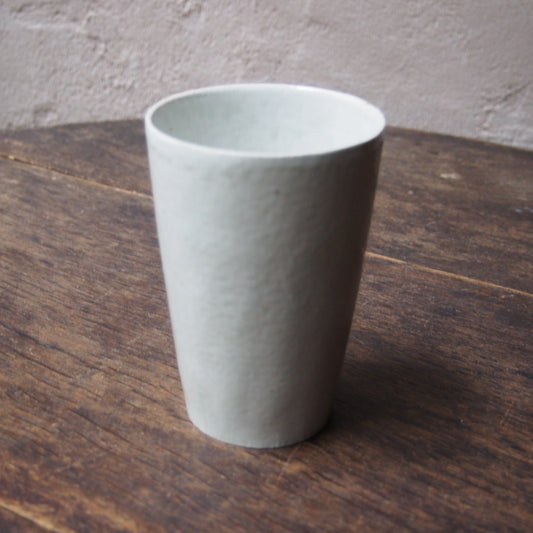 46　灰釉トールカップ  | 田代倫章