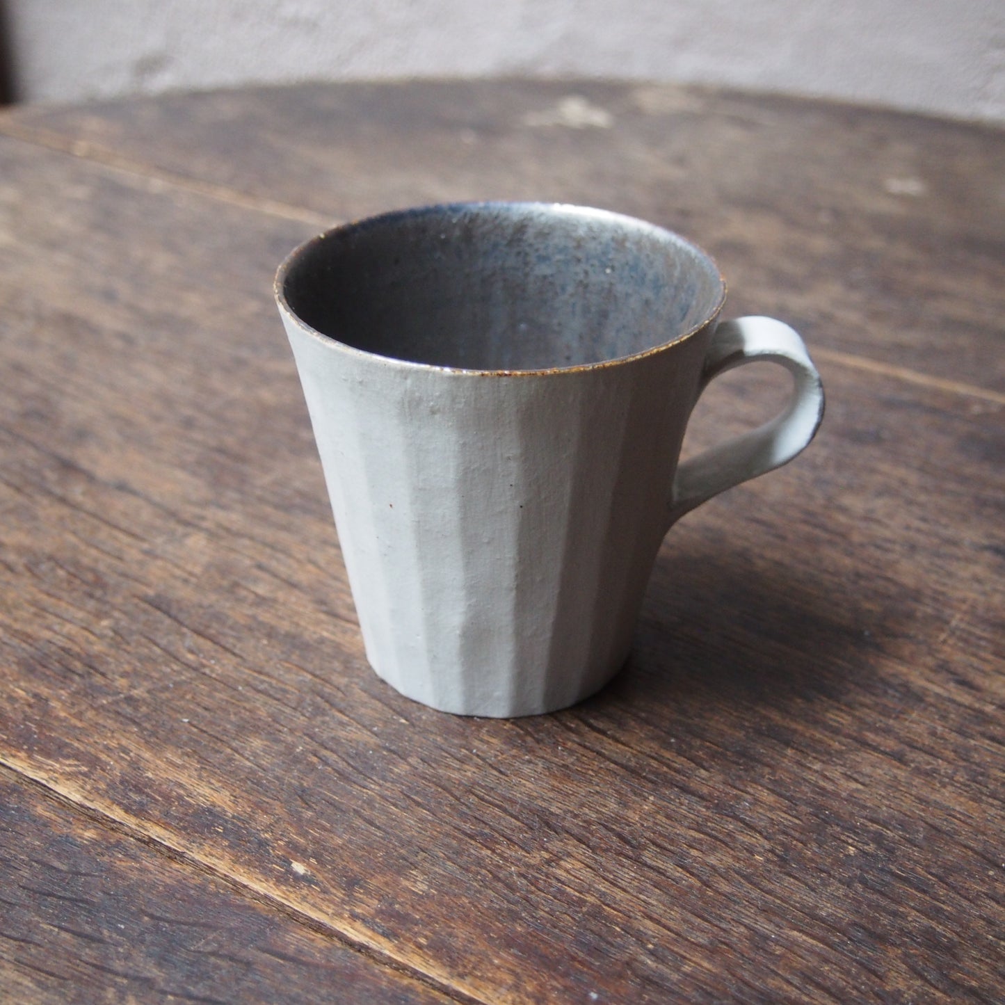 50　ラスター手付きしのぎカップ  | 田代倫章