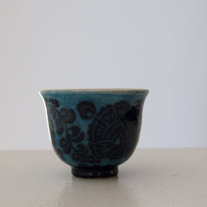7　青釉小杯 | 川島いずみ