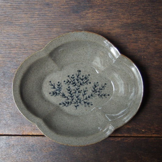 1 鍔縁木瓜皿M（呉須絵） | 加藤舞