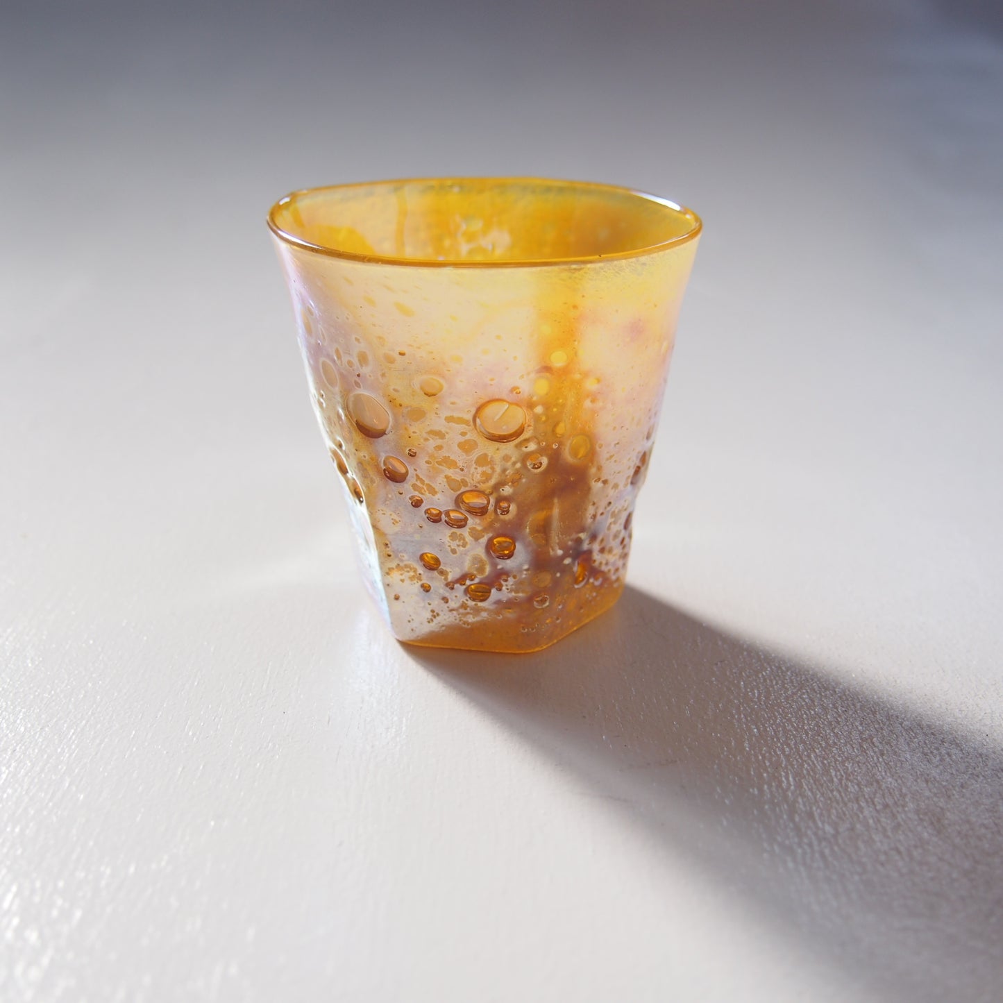 em-7-2　Extra Meteor-六角ｸﾞﾗｽ-（黄） | 吉岡　星