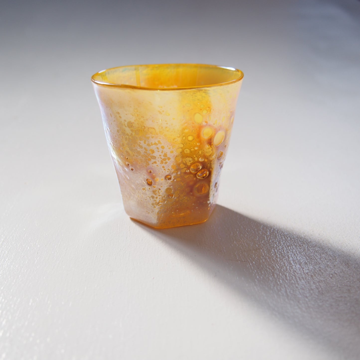 em-7-2　Extra Meteor-六角ｸﾞﾗｽ-（黄） | 吉岡　星