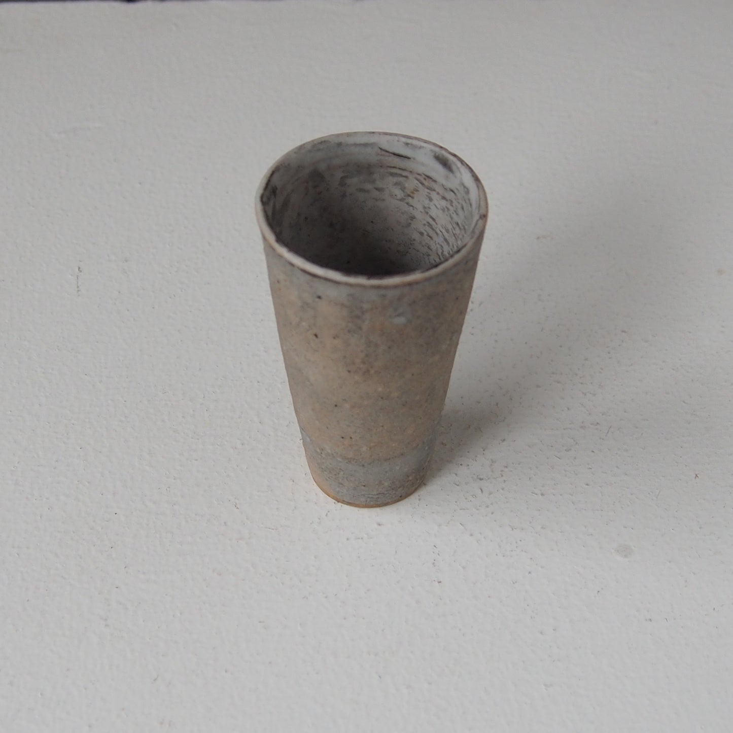 4-1　酒杯（白墨）｜菊地亨