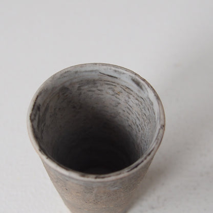 4-1　酒杯（白墨）｜菊地亨