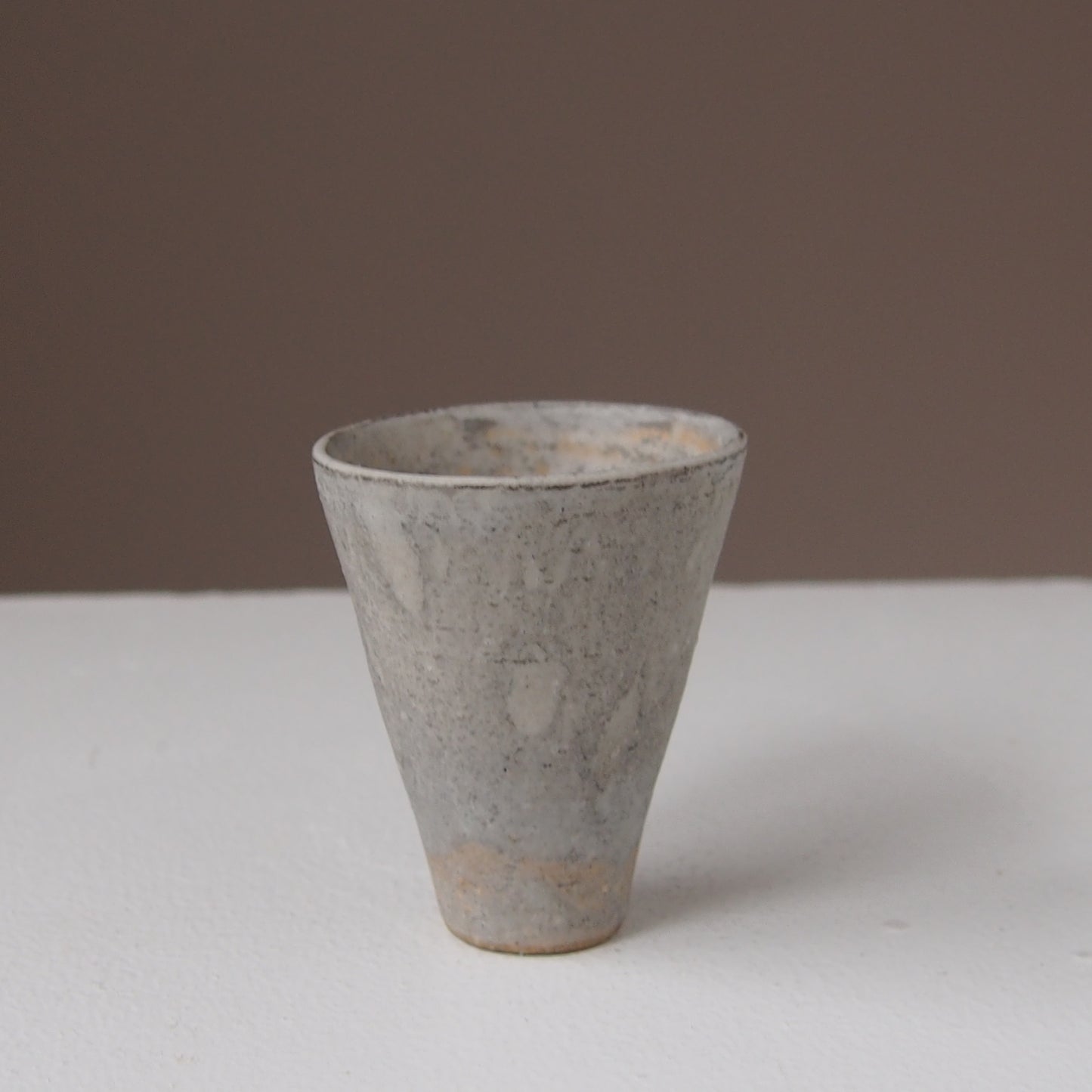 4-2　酒杯（白墨）｜菊地亨