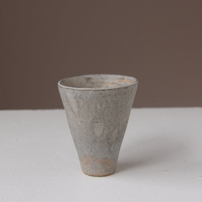 4-2　酒杯（白墨）｜菊地亨