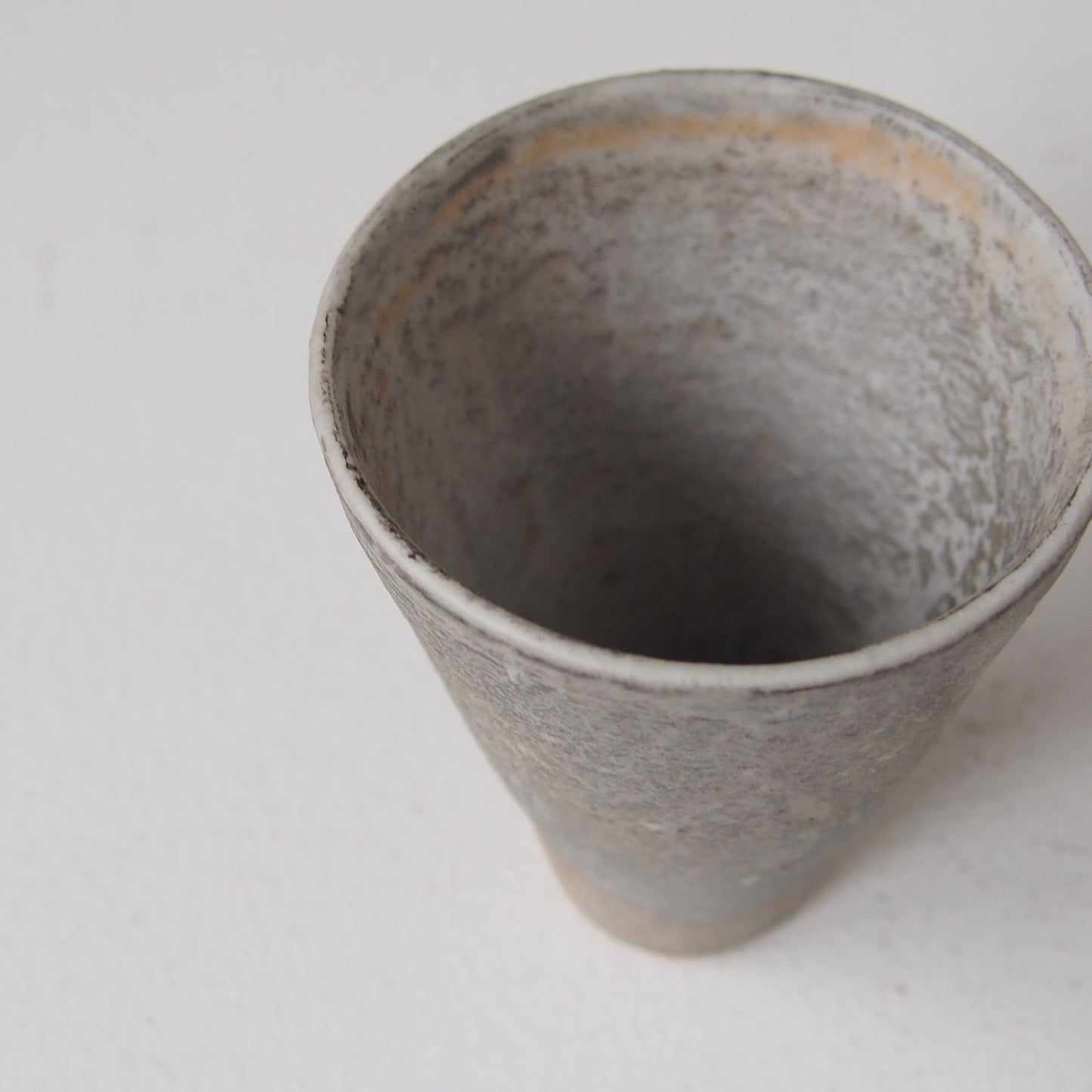 4-2　酒杯（白墨）｜菊地亨