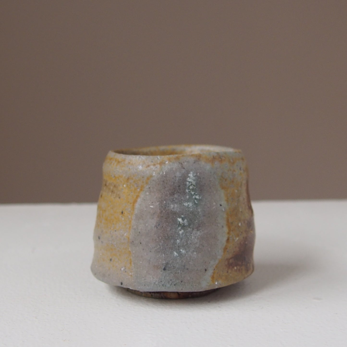 3-1　灰釉酒呑　| 後関裕士