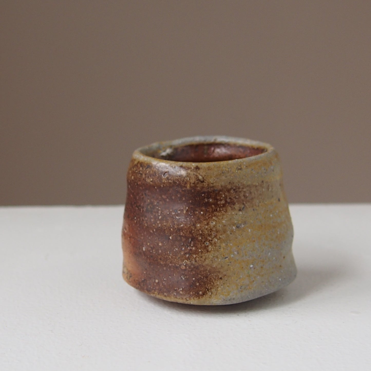 3-1　灰釉酒呑　| 後関裕士
