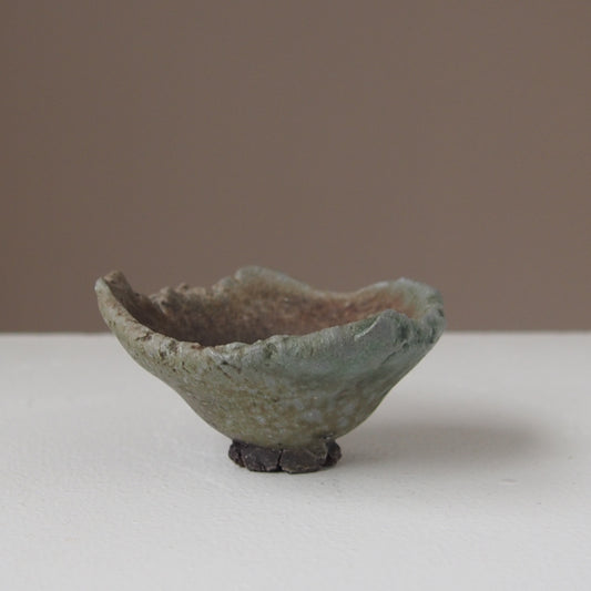 3-2　灰釉酒呑　| 後関裕士