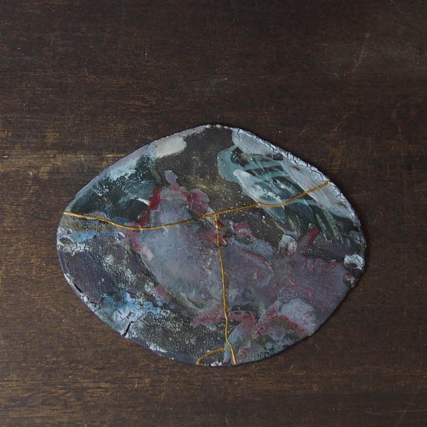 50 flat plate 炭化（金継ぎ/漆） | 紫蓮