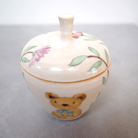 20　蓋物 うさぎとくま | 古賀智織