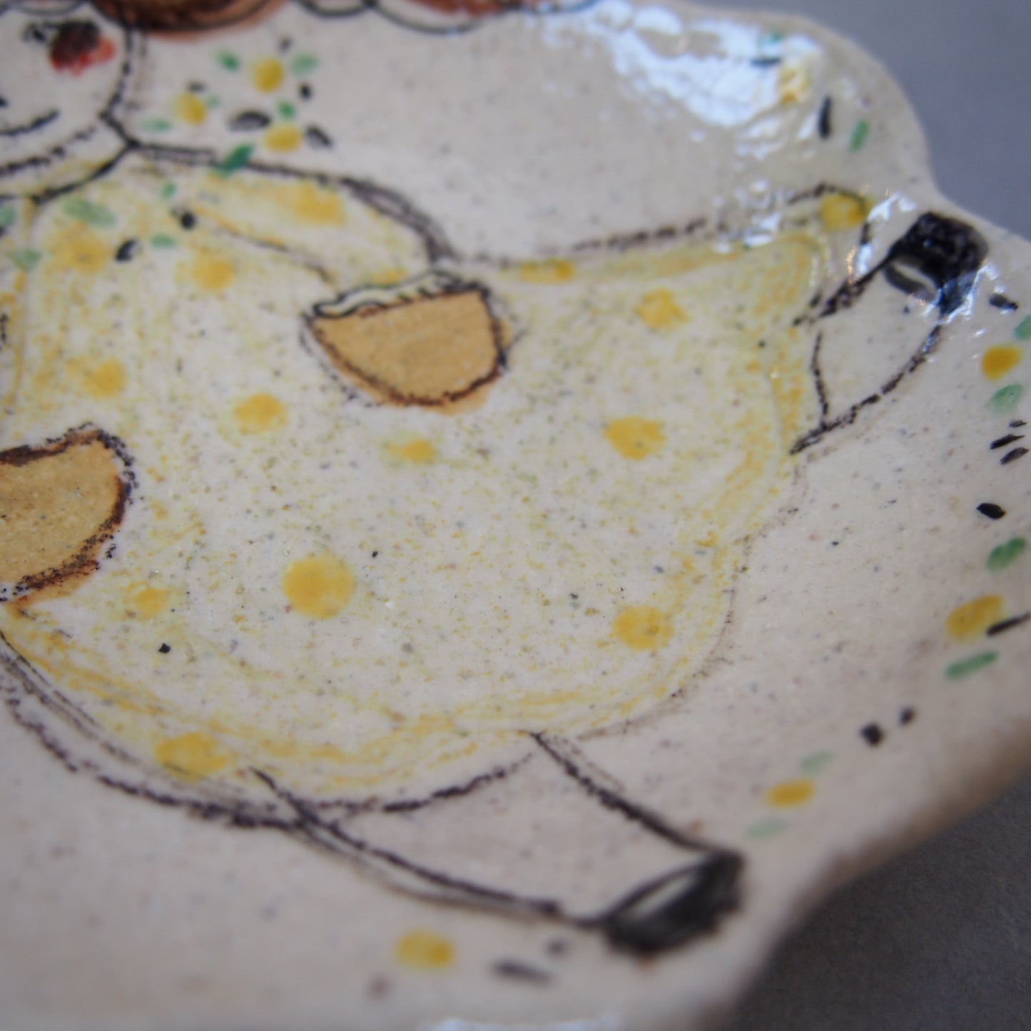 20　花小皿4 スキップ＆花首飾り | 黒木杏子