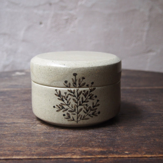 26 蓋物4寸（鉄絵） | 加藤舞