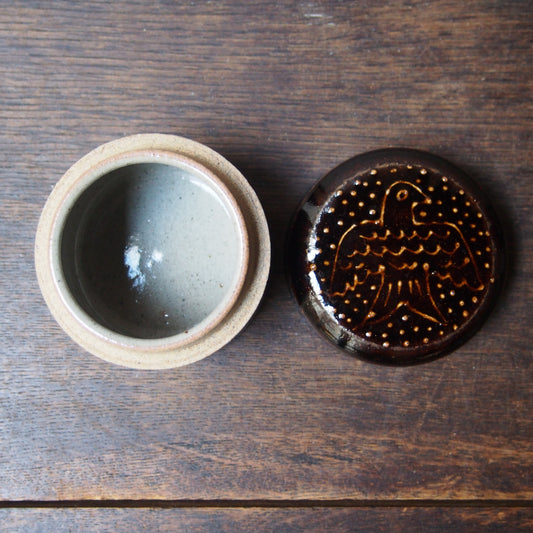 30 蓋物2.5寸（飴イッチン） | 加藤舞