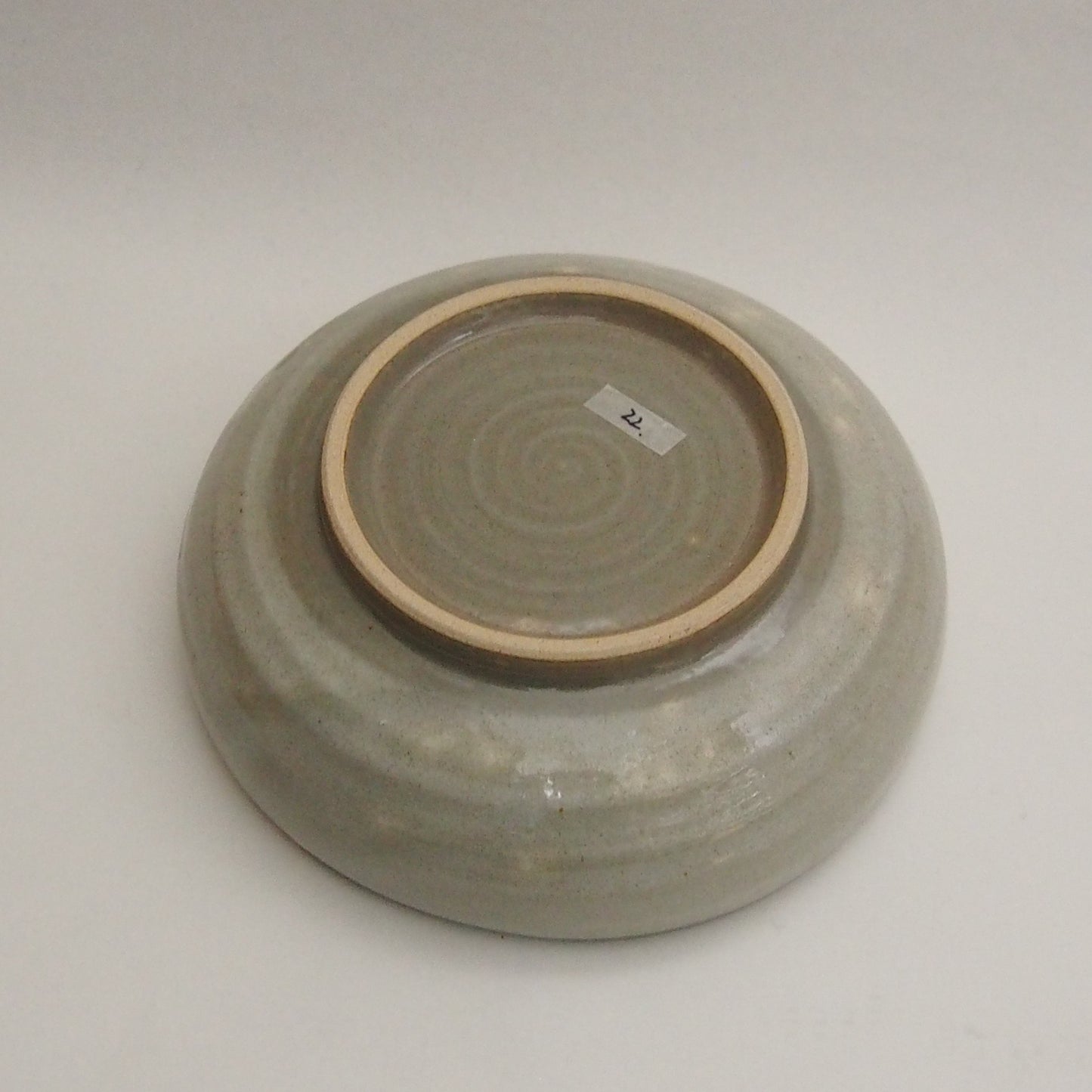 平丸鉢　粉引