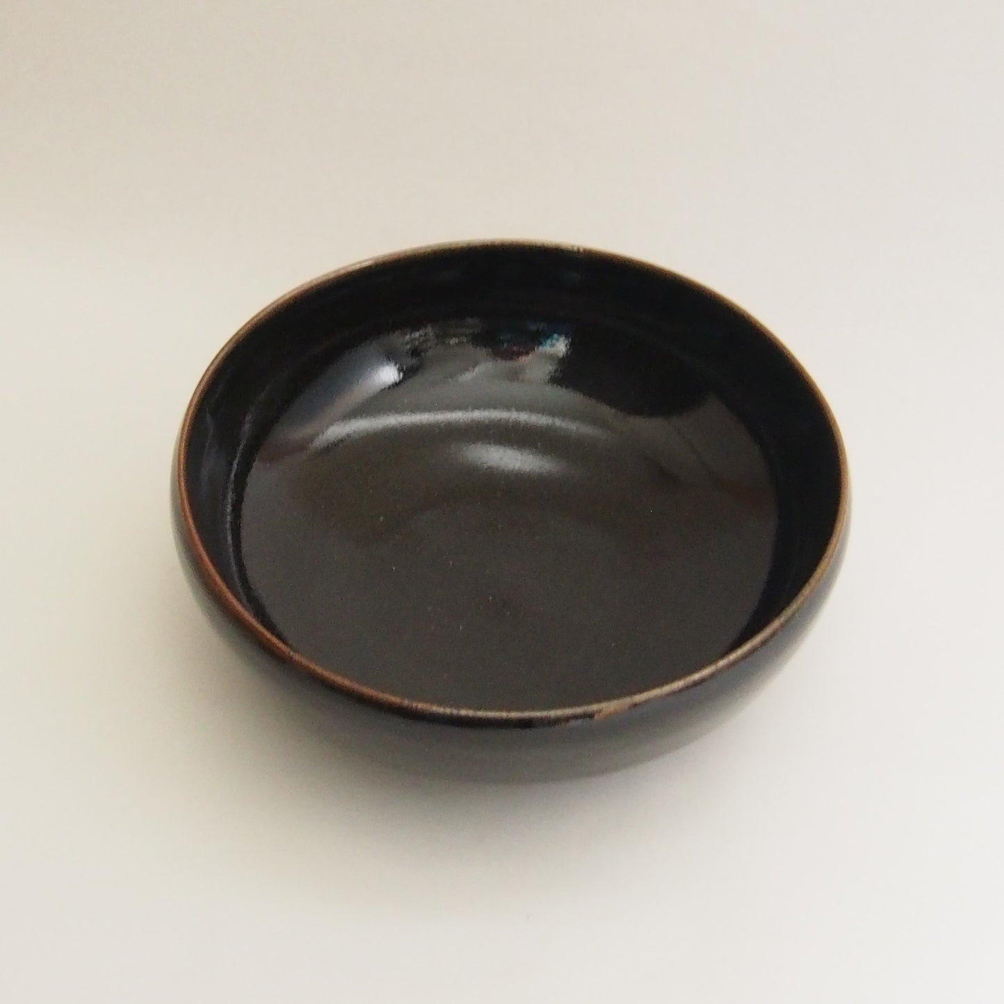 平丸鉢　黒