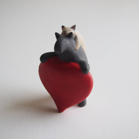 1 癒しを招く ハートバクとネコさん | 岩下 宗晶