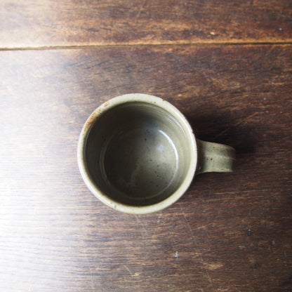 44 マグカップ200cc（鉄絵並白釉） | 加藤舞