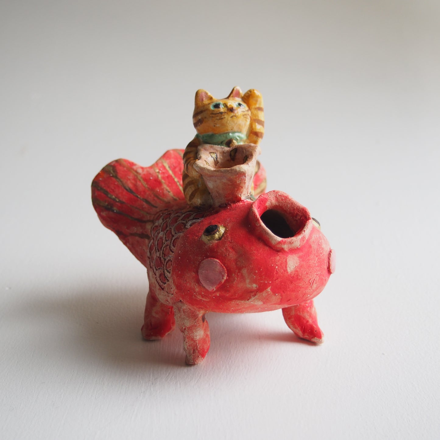 5 ニャンタッテ花瓶 | かつらこ