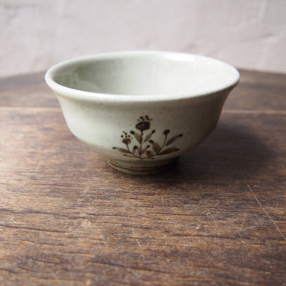 45-1 鉄絵並白釉飯碗（鉄絵並白釉） | 加藤舞